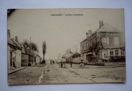 80  -  CHAULNES - La Rue LHOMOND Animée - Chaulnes