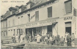 76 - Clères ; Hotel Du Cheval Noir. - Clères