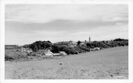 PAYS DE GALLES. CARTE PHOTO.   PEMBROKESHIRE.  VUE DE CALDEY. - Pembrokeshire