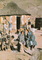 Lesotho Africa Afrique - Village Life - Nice Hut - Hutte - Women Children - Animated - Unused - 2 Scans - Lesotho