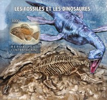 Central African Republic. 2015 Fossils And Dinosaurs. (603b) - Fossilien