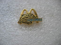 Pin´s Embleme Du Mac Donald´s Avec 2 Poissons - McDonald's