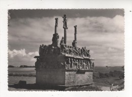 Carte Postale SAINT JEAN DE TROLIMON 1957 CALVAIRE DE TRONOEN XVème Siècle PLUS ANCIEN DES CALVAIRES BRETAGNE - Saint-Jean-Trolimon