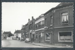 CPSM 59 - Arleux, Rue Georges-Lefebvre - Véhicules - Arleux