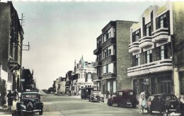 NORD PAS DE CALAIS - 59 - NORD - CPSM PF Couleur - BRAY DUNES - Rue Du Centre - Bray-Dunes