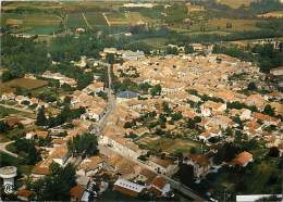 Réf : T 15 - 4897 :  VUE AERIENNE DE ASTAFFORT - Astaffort