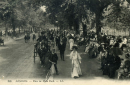 LONDON     -     View In Hyde Park    (très Animée, Nombreux Personnages) - Hyde Park