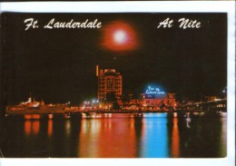 United States  - Postcard Unused - Fort Lauderdale At Nighttime - 2/scans - Fort Lauderdale