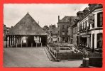 CLERES - Place Des Halles. - Clères