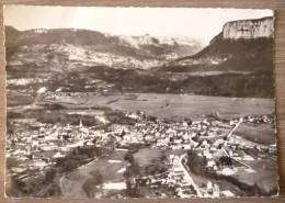 (73).LES ECHELLES ET ENTRE-DEUX-GUIERS.VUE GENERALE AERIENNE.CIRCULE 1968. - Les Echelles