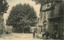 30 GARD ALAIS  PLACE FLORIAN ET RUE DE LA BIEN FAISANCE - Alès