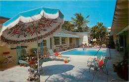 257517-Florida, Fort Lauderdale, Deauville Apartments, Swimming Pool, Leigh Roberts By Dexter Press No 46681-B - Fort Lauderdale