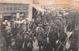 ¤¤   -   BOUGUENAIS  -  Prisonniers Allemands Arrivant Aux COUETS  -  Guerre Européenne De 1914    -   ¤¤ - Bouguenais