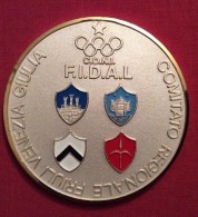MEDAGLIA    C.O.N.I. - F.I.D.A.L.  FRIULI  VENEZIA GIULIA  MEMORIAL FILIPUT GORIZIA 1982 - D.6,5 - Professionnels/De Société