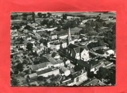 LES TROIS MOUTIERS  1950    CENTRE BOURG   CIRC OUI EDIT - Les Trois Moutiers