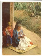 Photo Frères Des Hommes - Artisanat Equateur -Brodeuse - America