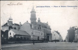 Jette : Place Et Maison Communale + Rue De L'Eglise Au Fond - Jette