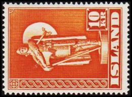 1945. Thorfinnur Karlsefni. 10 Kr. Orangebrown. Perf. 14 (Michel: 240A) - JF191449 - Gebraucht