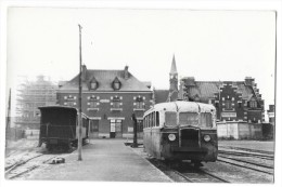 ALBERT (80) Photographie Format Cpa Chemin De Fer Autorail En Gare Beau Plan - Albert