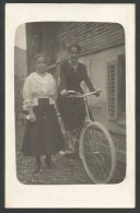 MELS GABREITEN SG Velo Mit 2 Frauen Beim Haus VOGLER MARIE Private-Foto-Karte Ca. 1920 - Mels