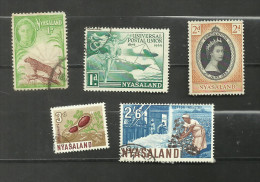 Nyassaland N°93, 96, 105, 135, 140 Cote 3.20 Euros - Nyasaland (1907-1953)