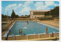 87 - Chalus            La Piscine - Chalus