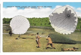 D12814  - Parachute Troops Landing And Taking Position For Firing - Fort Benning - GEORGIA  *militaria* - Paracadutismo