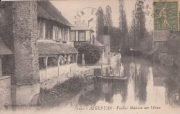 Cp , 61 , ARGENTAN , Vieilles Maisons Sur L'Orne - Argentan