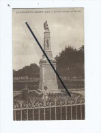 CPA - Crévecœur Le Grand  - Le Monument Aux Morts - Crevecoeur Le Grand