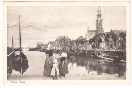 Veere - Kade - Klederdrachten, Boten/Schepen - (Zeeland/Nederland) - Veere