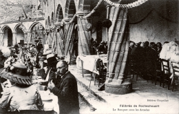 87. HAUTE-VIENNE - ROCHECHOUART. Félibrée 1913. Le Banquet Sous Les Arcades. - Rochechouart