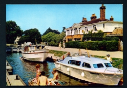 ENGLAND  -  Marlow Lock  Unused Postcard - Buckinghamshire