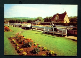 ENGLAND  -  Eynsham Lock  Unused Postcard - Andere & Zonder Classificatie