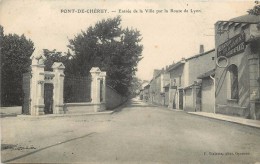 PONT DE CHERUY - Entrée De La Ville Par La Route De Lyon. - Pont-de-Chéruy