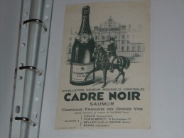 BUVARD Publicitaire  BLOTTING PAPER   -  ** CADRE NOIR ** Appelation SAUMUR MOUSSEUX CONTROLEE - SAUMUR - - Liquor & Beer