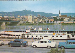 Linz - Schiff Ship Stadt Wien DDSG - Fiat 1300 Mercedes - Linz Urfahr