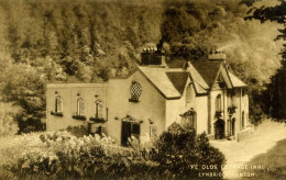 ROYAUME-UNI - LYNTON - CPA - YE OLDE COTTAGE INNE - LYNBRIDGE, LYNTON - Lynmouth & Lynton