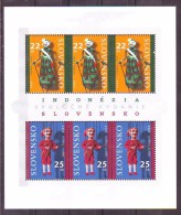 Slovakia 2006 Y Puppet Theater Mi No 542-43 Minisheet MNH - Unused Stamps