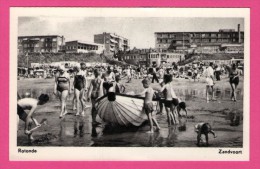 Zandvoort - Rotonde - Animée - Barque - Enfants - Plage - JOREN & Co - Zandvoort