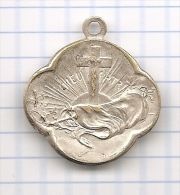 Médaille Religieuse : Dieu Patrie 1914 "soulager Ceux Qui Souffrent" - Métal Argenté Par M. Roty - Colgantes
