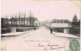 Cpa   ARGENT  SUR SAULDRE  RUE NATIONALE - Argent-sur-Sauldre