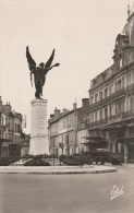 BERGERAC (Dordogne) - Le Monument Aux Morts - Bergerac