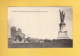 CPA..dépt 51..CHATILLON Sur MARNE  : Statue Du Pape Urbain II Et Les Ruines    : Voir Les 2 Scans - Châtillon-sur-Marne