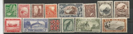 Série Definitive Année 1935,  14 Timbres Neufs *, Avec Légères Traces Charnière. Yv. 193/206. Côte 250,00 € - Unused Stamps