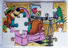KINDER PUZZLE YOGI BEAR 1995 INCOMPLET POUR PIECES Sans BPZ K96n113 - Puzzles
