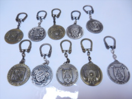 10 PORTE CLEFS AIR AFRIQUE - Regalos