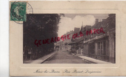 03 - NERIS LES BAINS - RUE BOISROT DESSERVIERS - CARTE GAUFREE  1910 - EDITEUR MLLES MARTIN - Neris Les Bains
