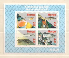 NORVEGE  ( EUNOR - 126 )   1987   N° YVERT ET TELLIER  N° 8      N** - Blokken & Velletjes