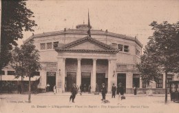 DOUAI  (Nord) -  L'Hippodrome - Place Du Barlet -  Animée - Douai