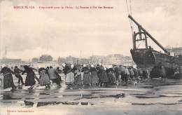 Berck    62    Scène Et Thème Pêche:  Remise A Flot D'un Bateau - Berck